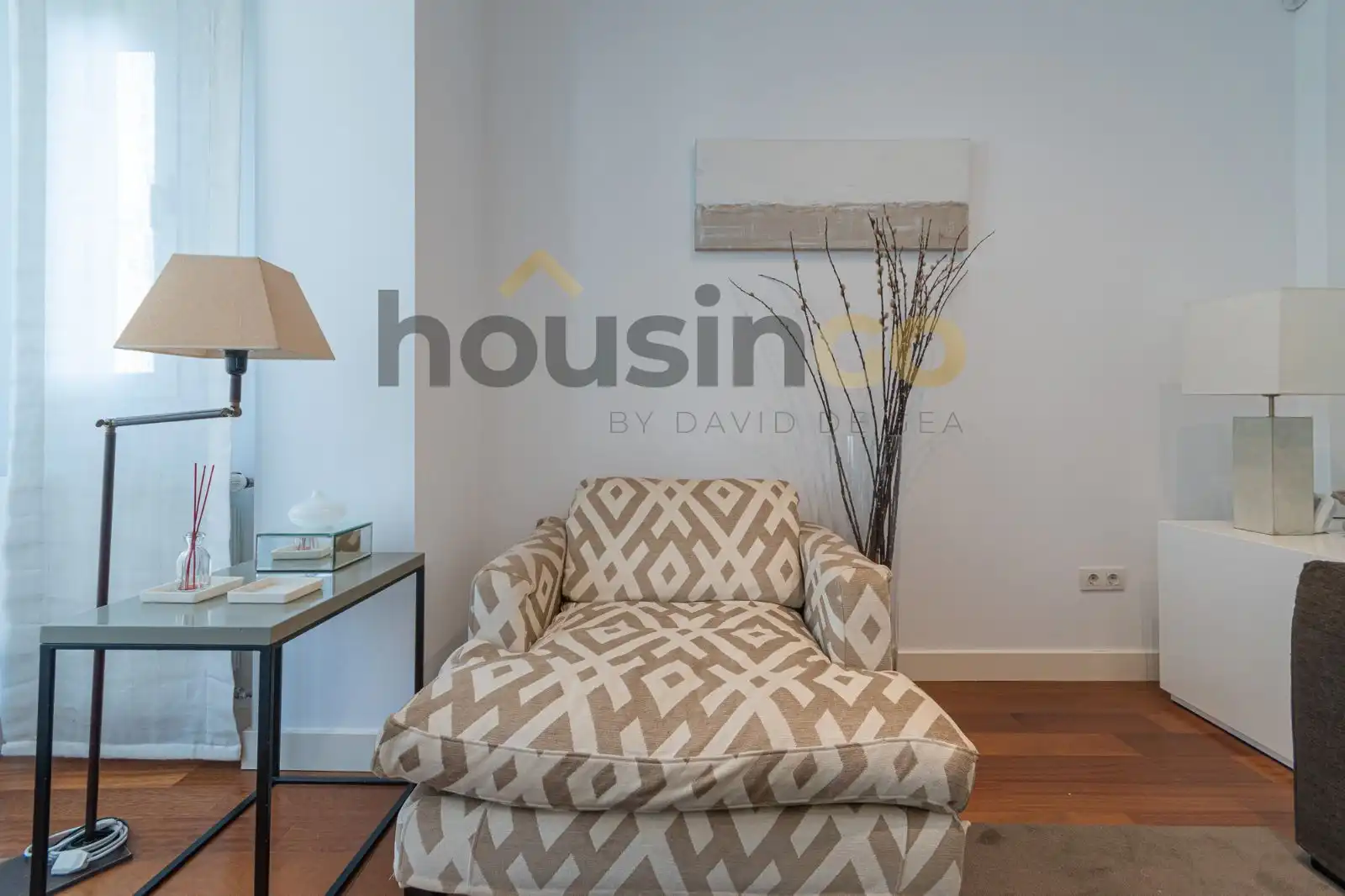 Living room of Flat for sale in Madrid  with Air Conditioner, Heating and Parquet flooring