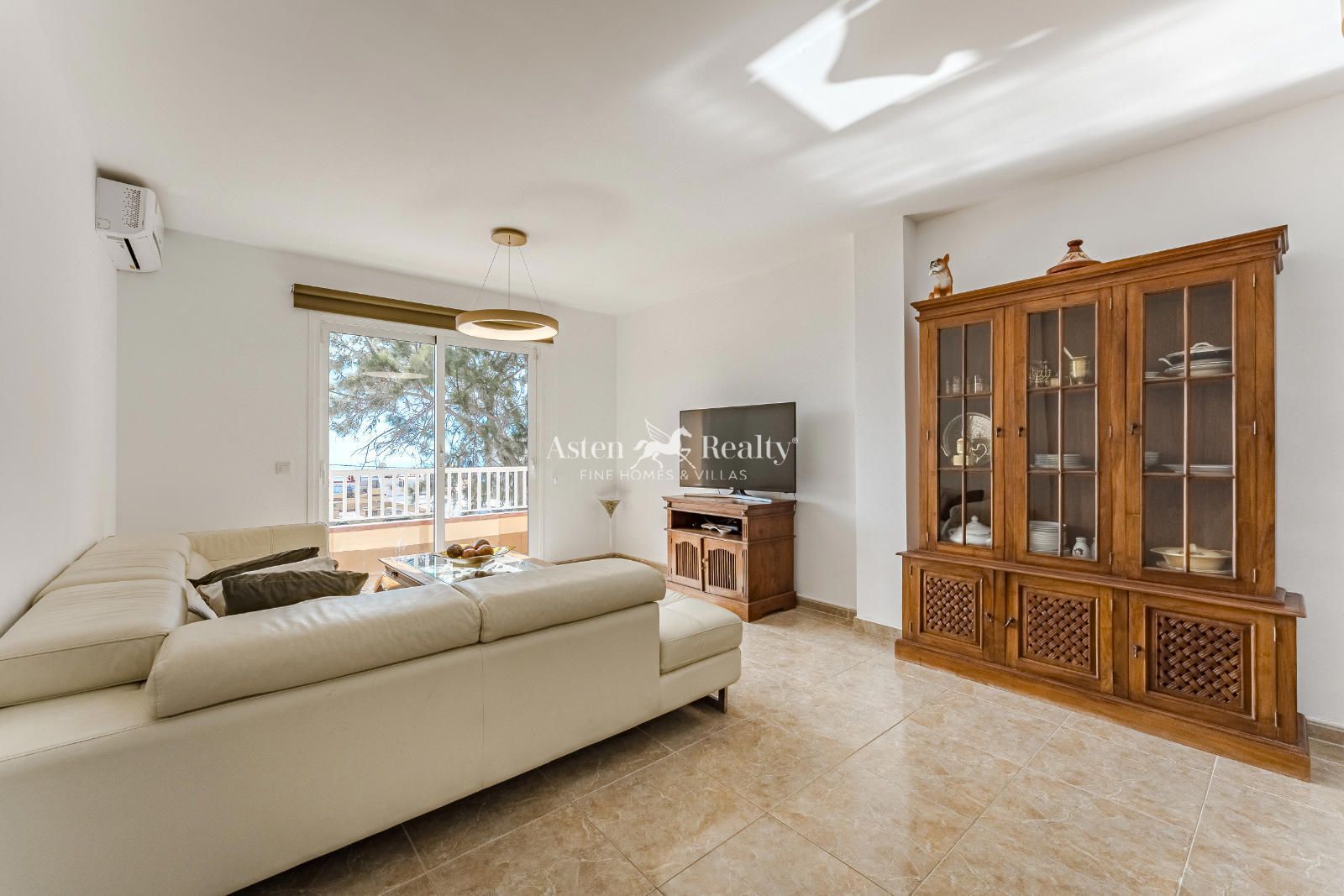 Living room of Apartment for sale in San Miguel de Abona  with Air Conditioner, Private garden and Terrace