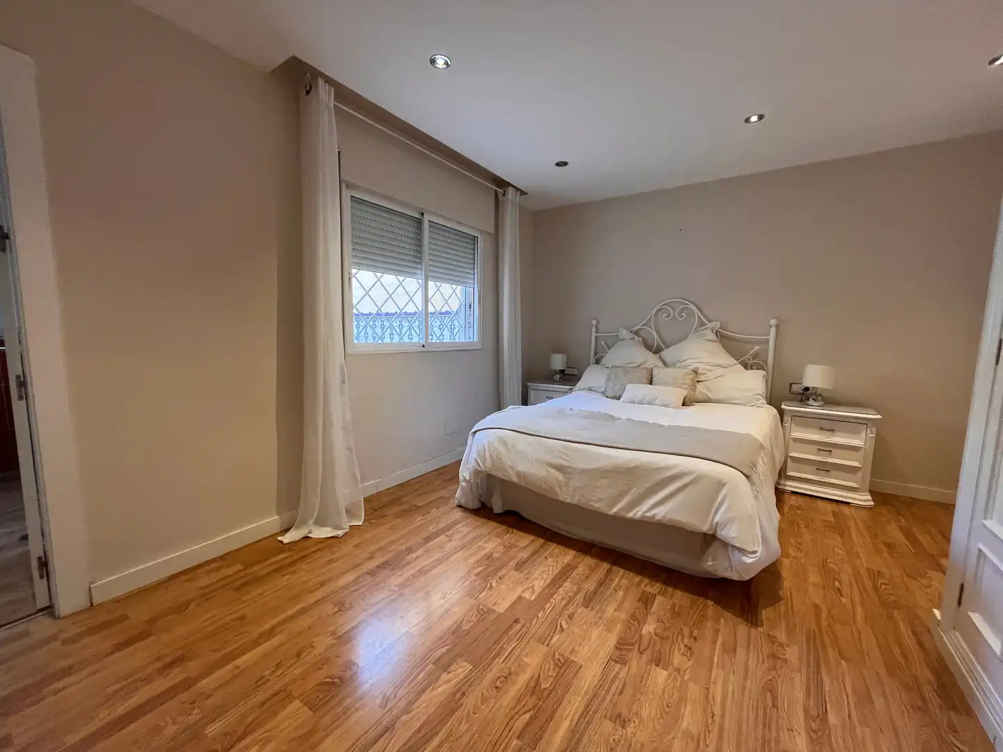 Habitación de Casa adosada en venta en Cartagena con Aire acondicionado, Calefacción y Jardín privado