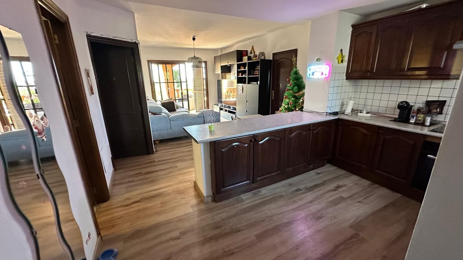 Cuina de Apartament en venda en Adeje amb Terrassa i Piscina comunitària