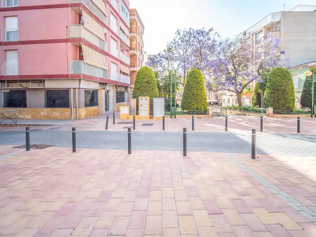Local comercial en venta en Pz San José, imagen 2