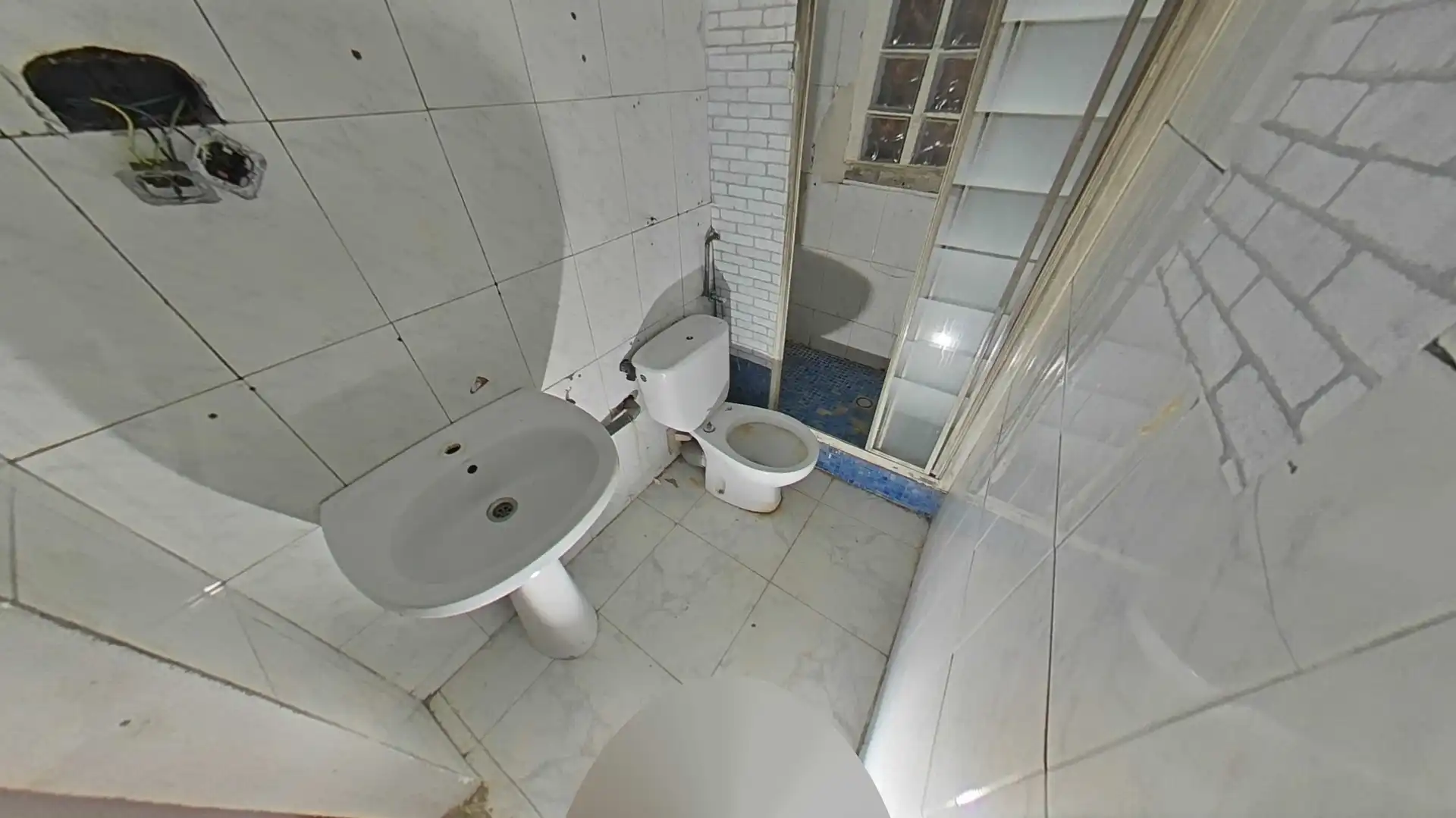 Baño de Casa o chalet en venta en Vilanova i la Geltrú con Jardín privado