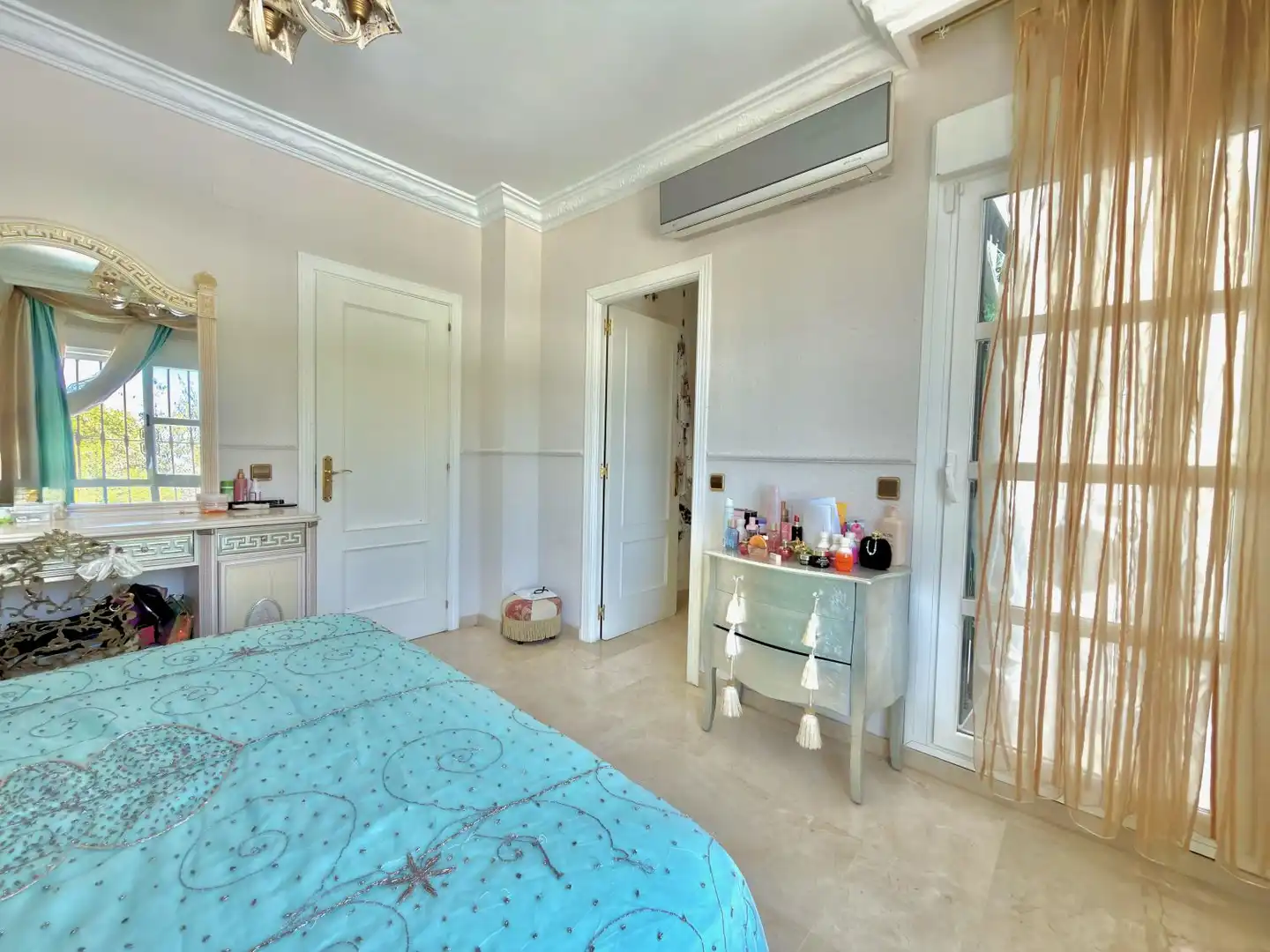 Bedroom of Houses for sale in Gines, Sevilla