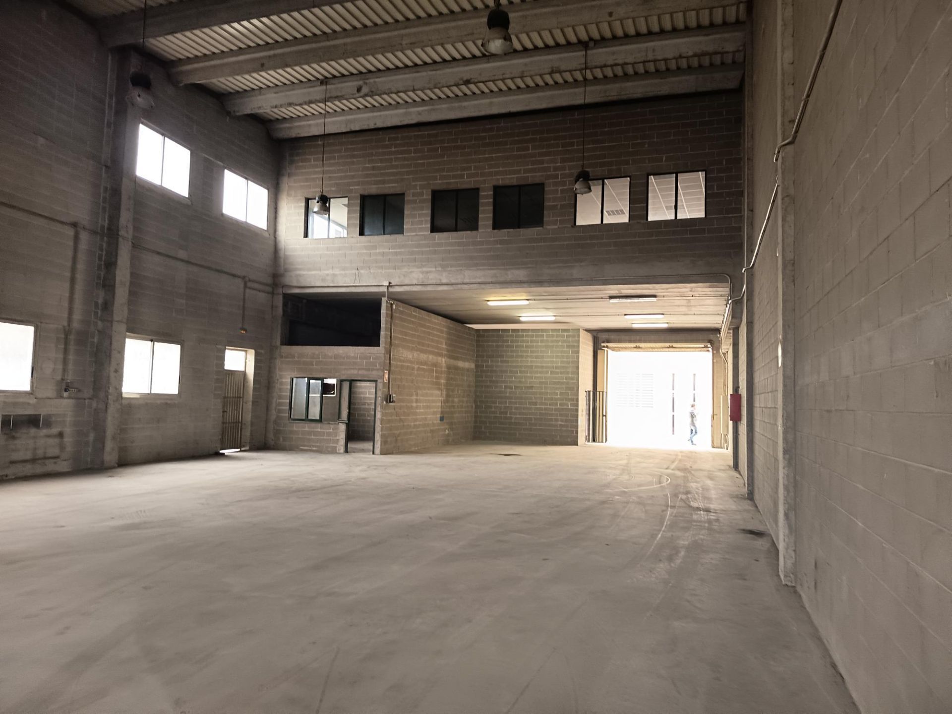 Nau industrial de lloguer en El Masnou