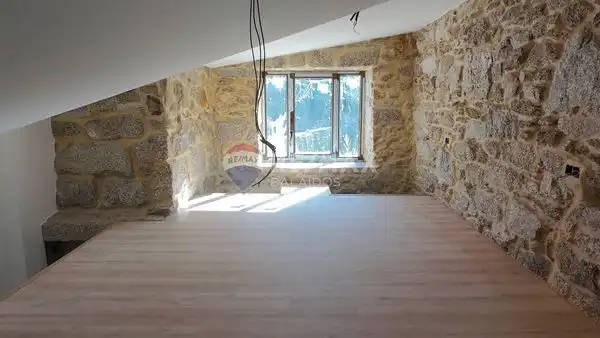 Casa o xalet en venda en Cenlle amb Jardí privat