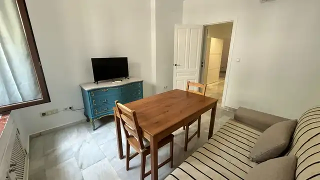 Comedor de Piso de alquiler en Córdoba con Aire acondicionado, Calefacción y Amueblado