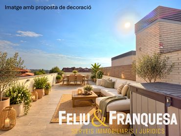 Ático con piscina en venta en de Vallvidrera