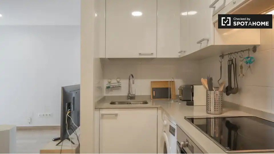 Appartamento con terrazza in affitto a Chamartín, imagen 11