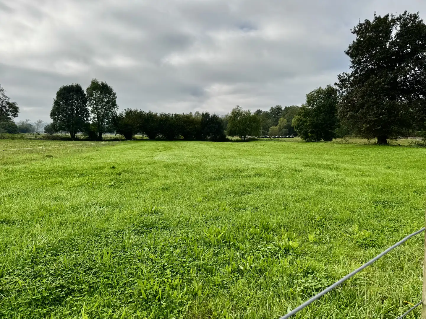 Grundstücke zum Verkauf in Saro