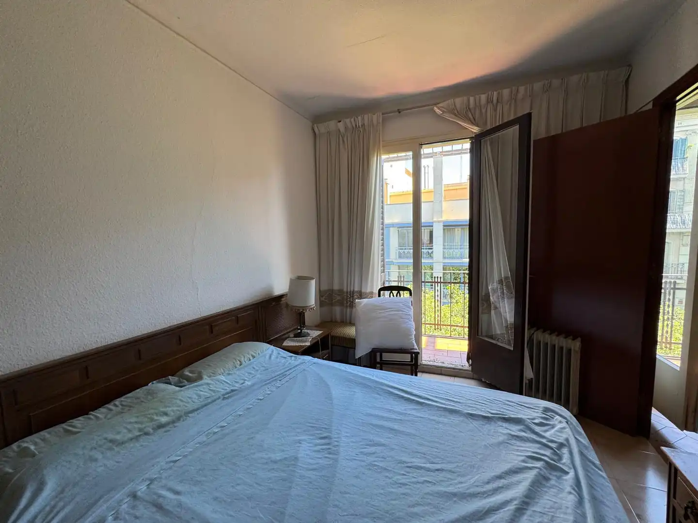Habitación de Piso en venta en Barcelona con Parquet, Amueblado y Horno