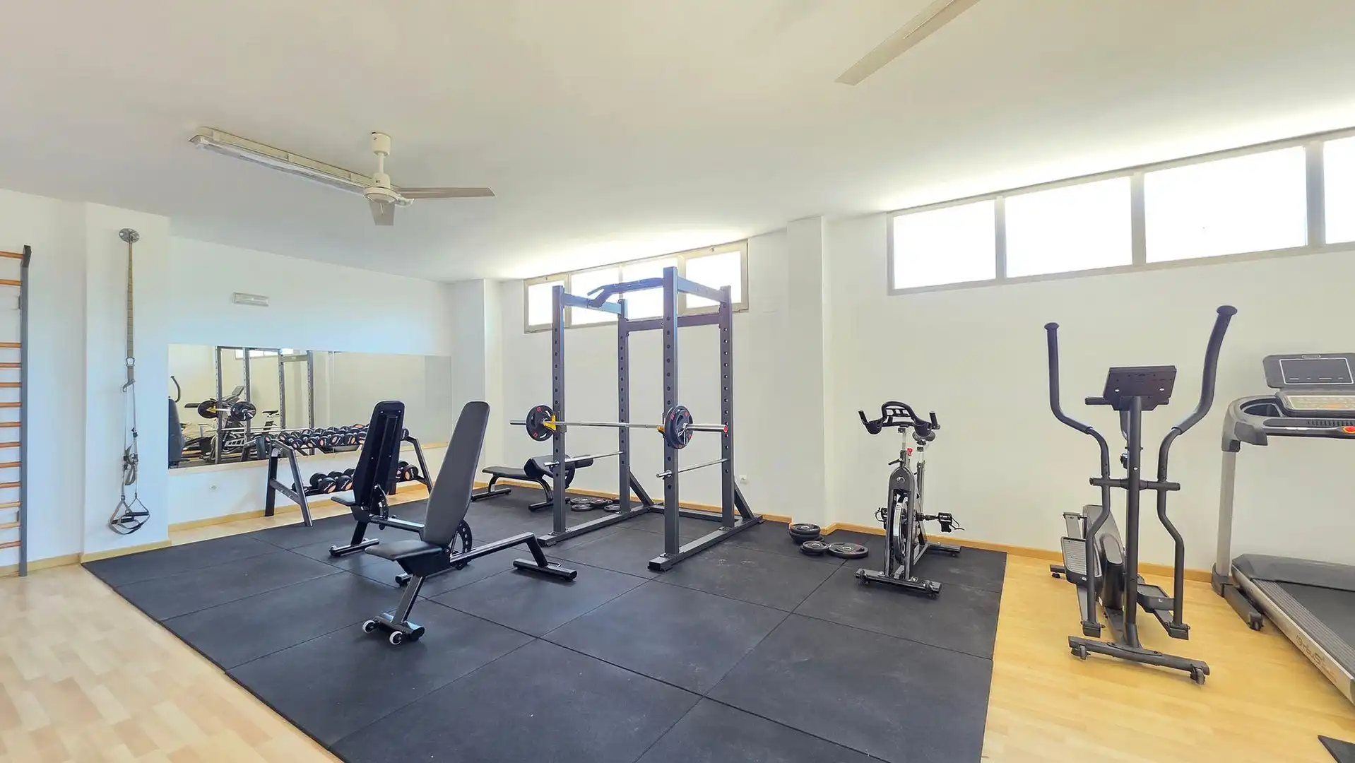 Piso en venta en Gandia con Balcón y Piscina comunitaria