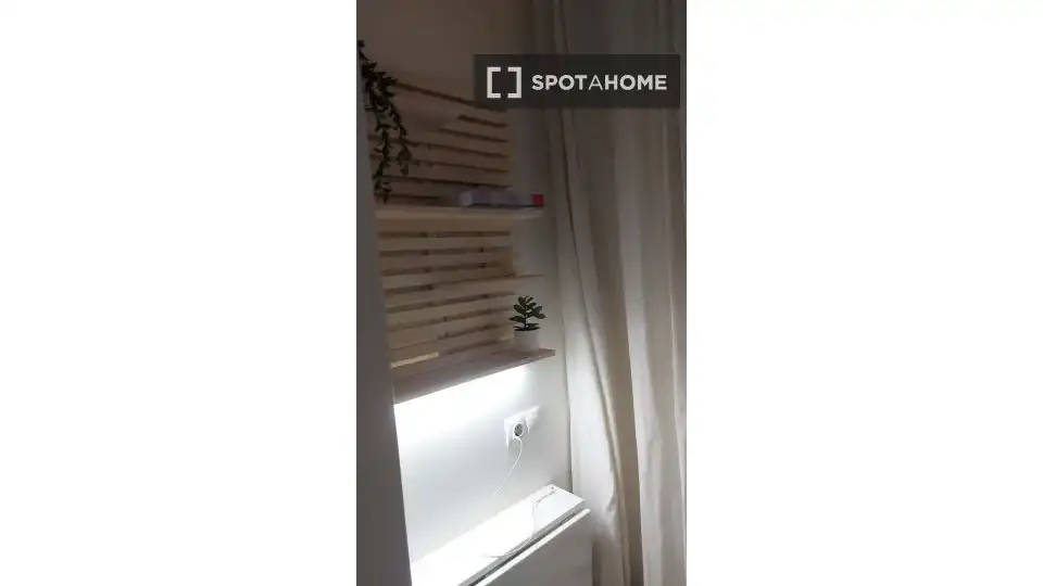 Piso con terraza en alquiler en Ciutat Vella, imagen 7