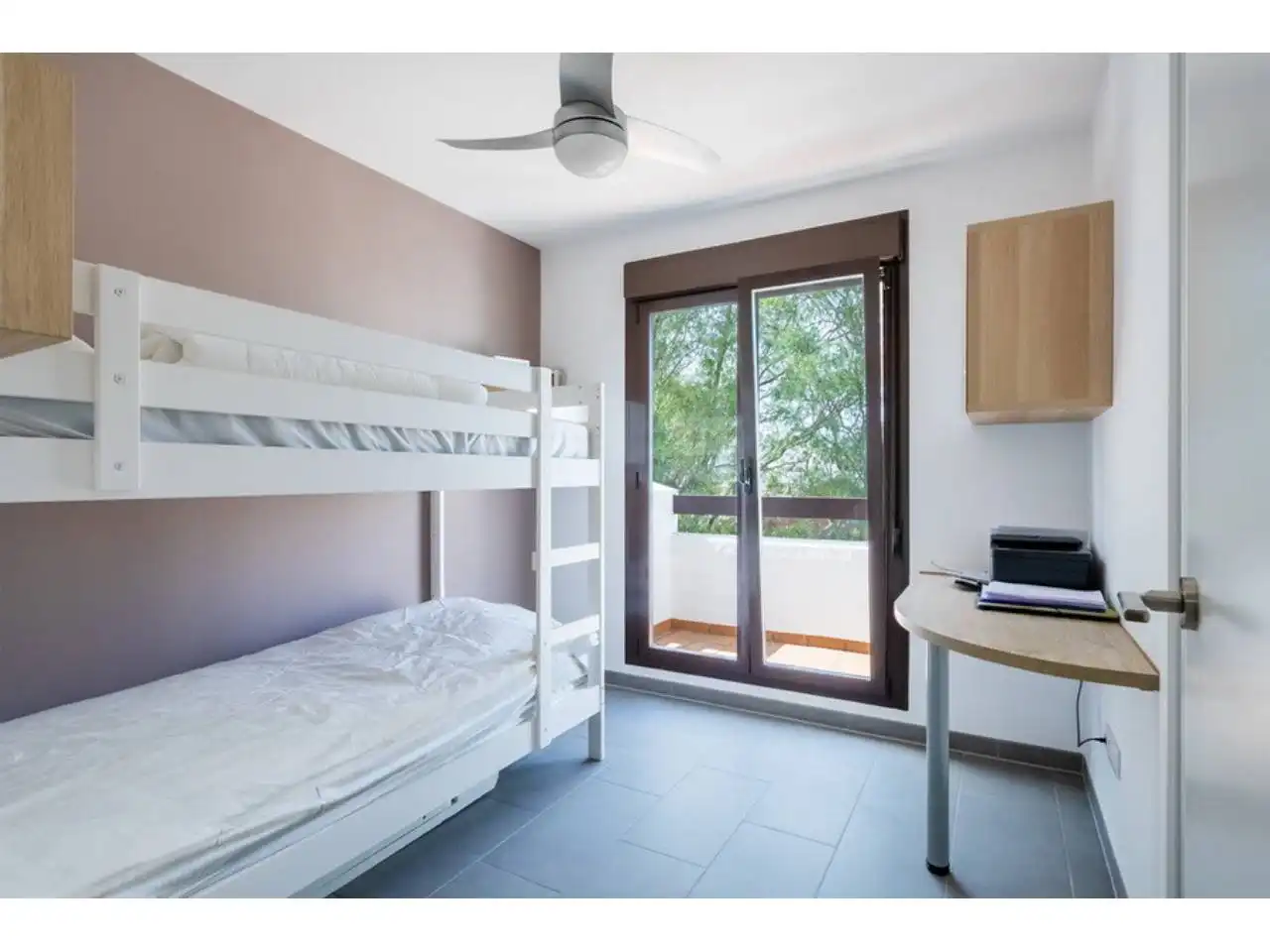 Bedroom of Attic for sale in Salobreña  with Air Conditioner, Terrace and Storage room