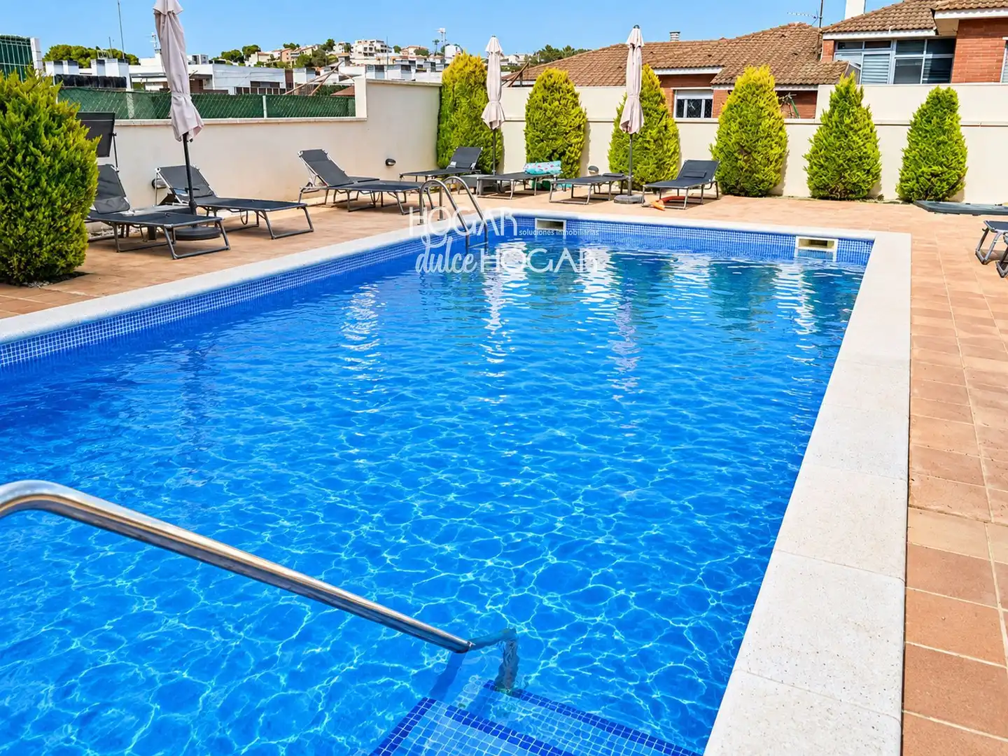 Piso con piscina en venta en Rumania