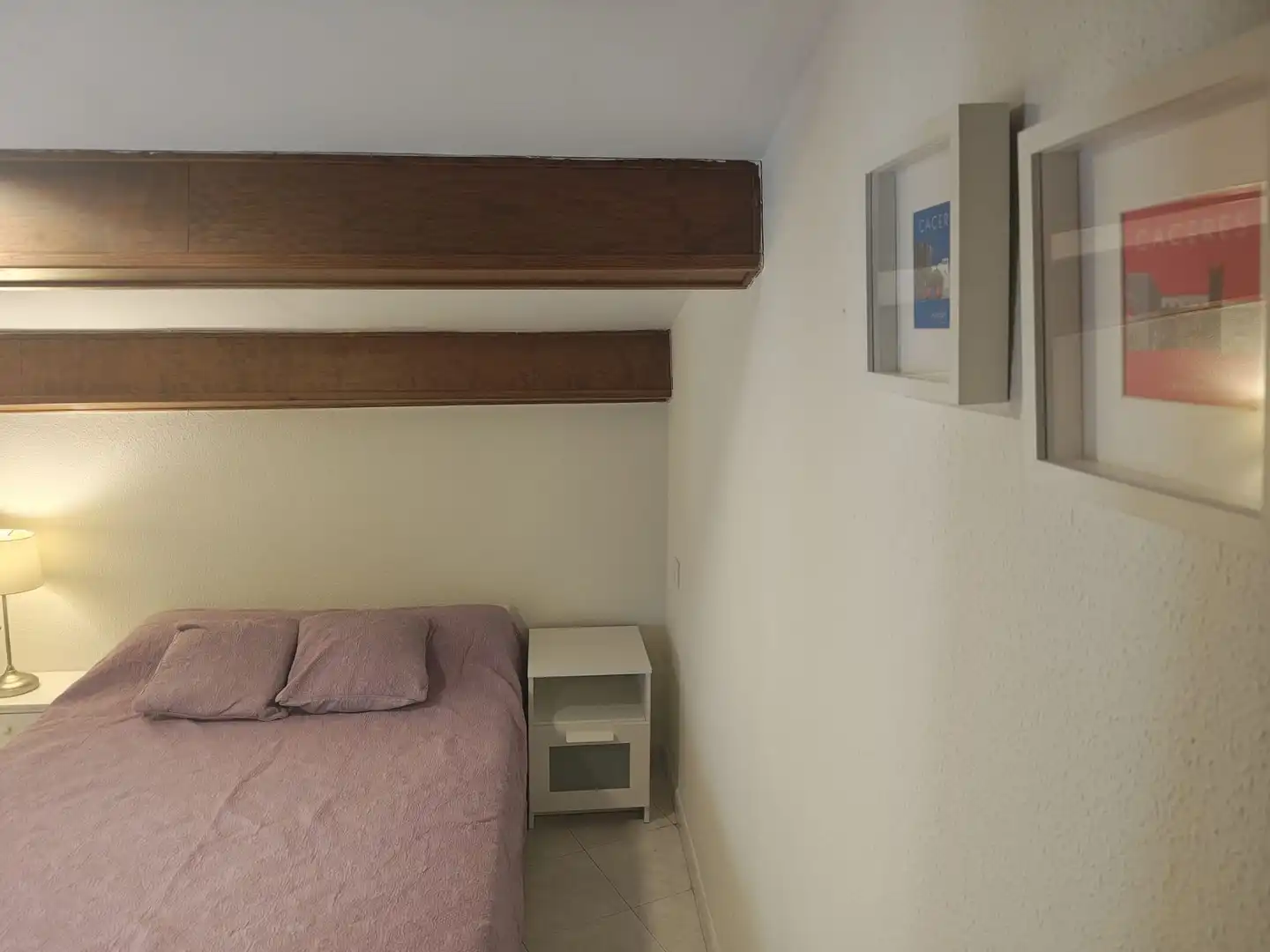 Habitación de Apartamento de alquiler en Cáceres con Calefacción y Piscina comunitaria