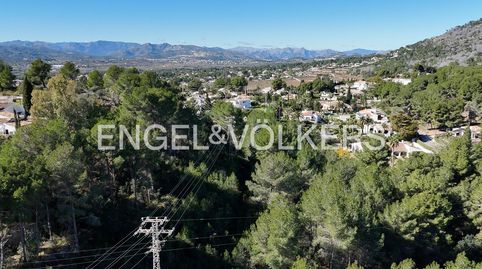 Terreno edificable con orientación sur y vistas espectaculares