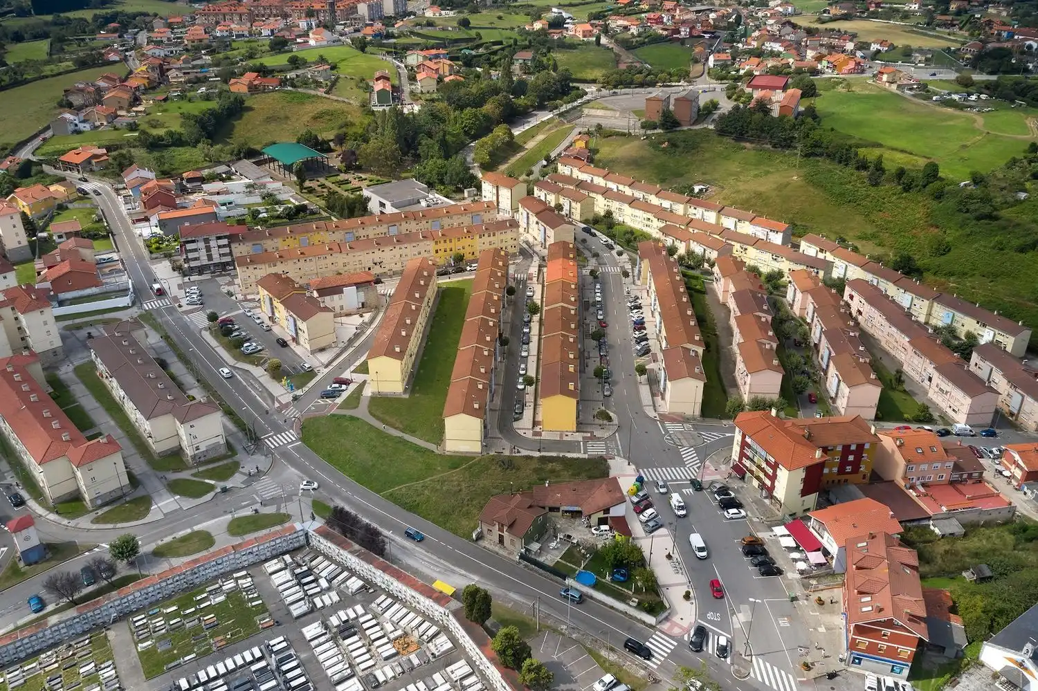 Exterior view of Flat for sale in Avilés  with Heating, Storage room and Swimming Pool