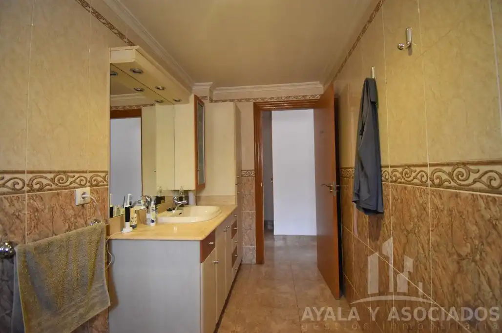 Baño de Casa o chalet en venta en Cartagena con Aire acondicionado, Calefacción y Jardín privado