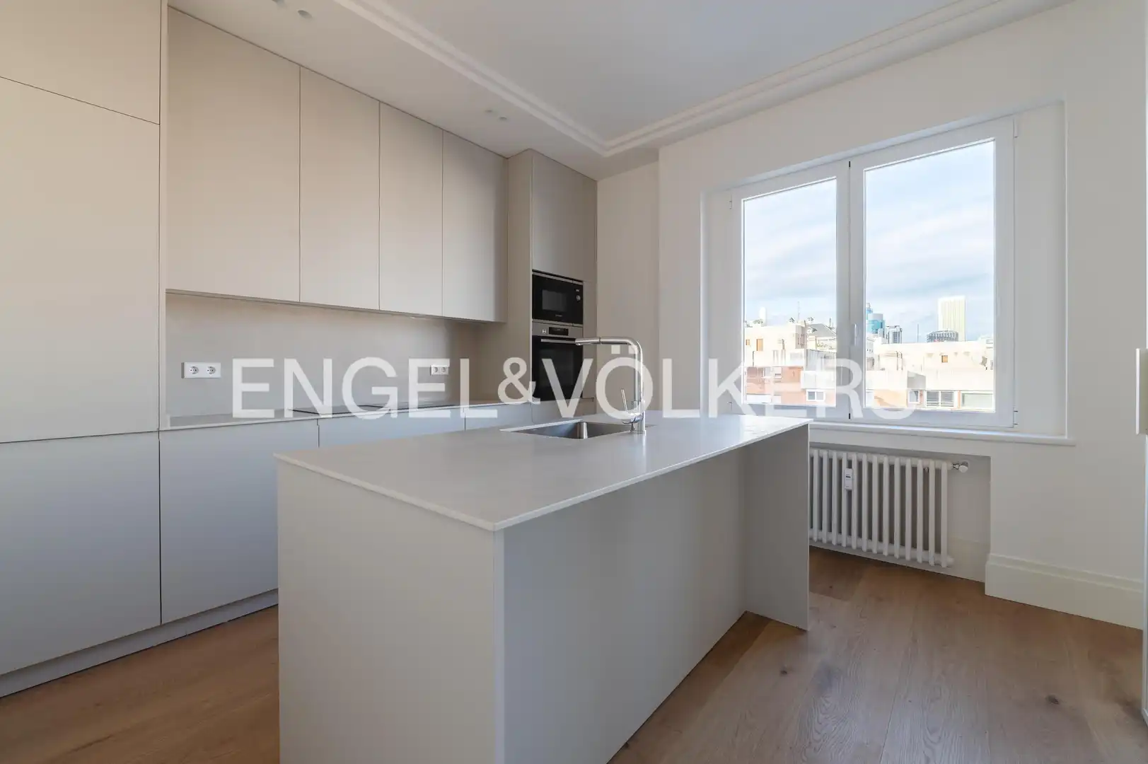 Cocina de Piso en venta en Madrid con Aire acondicionado, Calefacción y Trastero