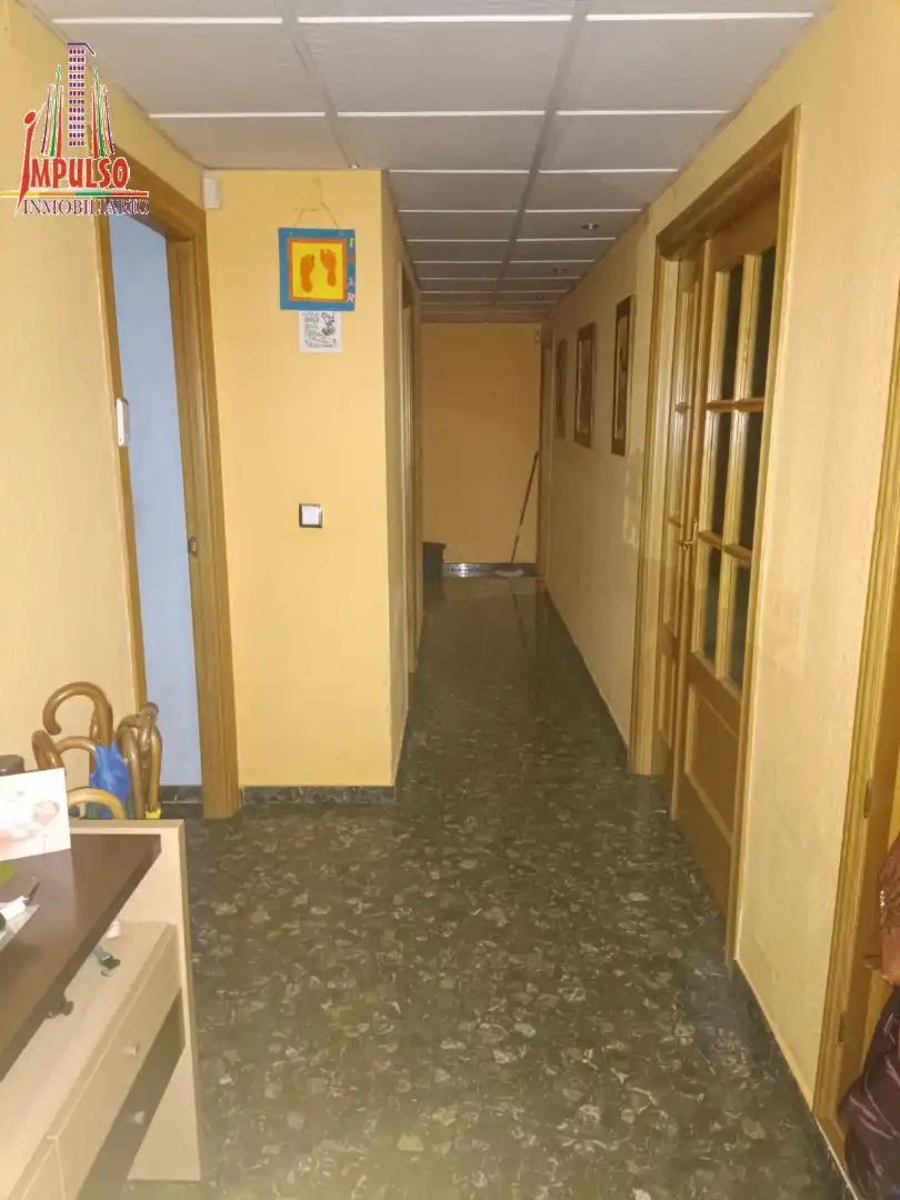 Piso en venta en Albacete con Calefacción, Trastero y Balcón