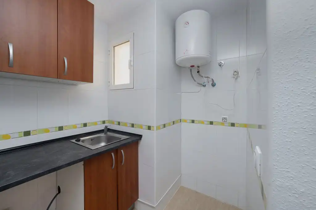 Cuina de Pis en venda en Torrevieja amb Traster