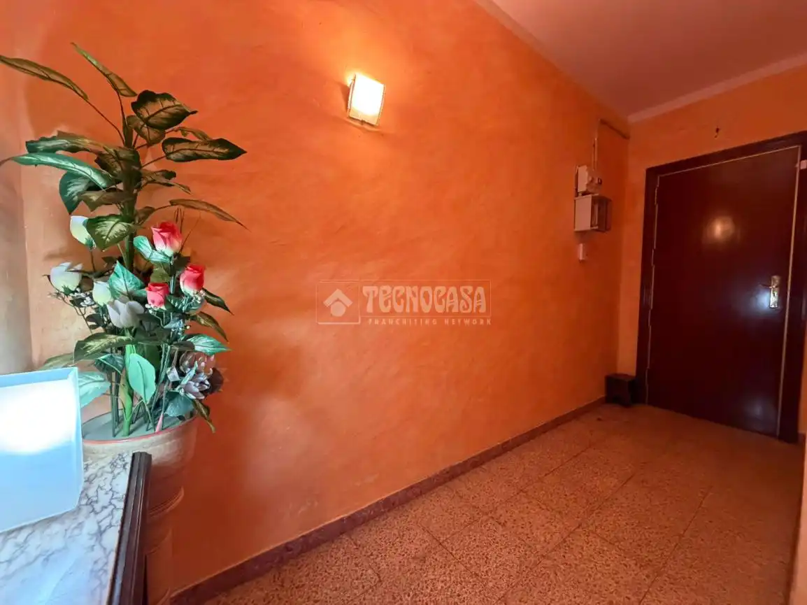 Piso en venta en L'Hospitalet de Llobregat con Aire acondicionado, Calefacción y Balcón