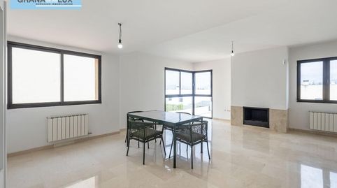 Foto 4 de Casa adosada en venta en Calle del Majuelo, Albolote, Granada