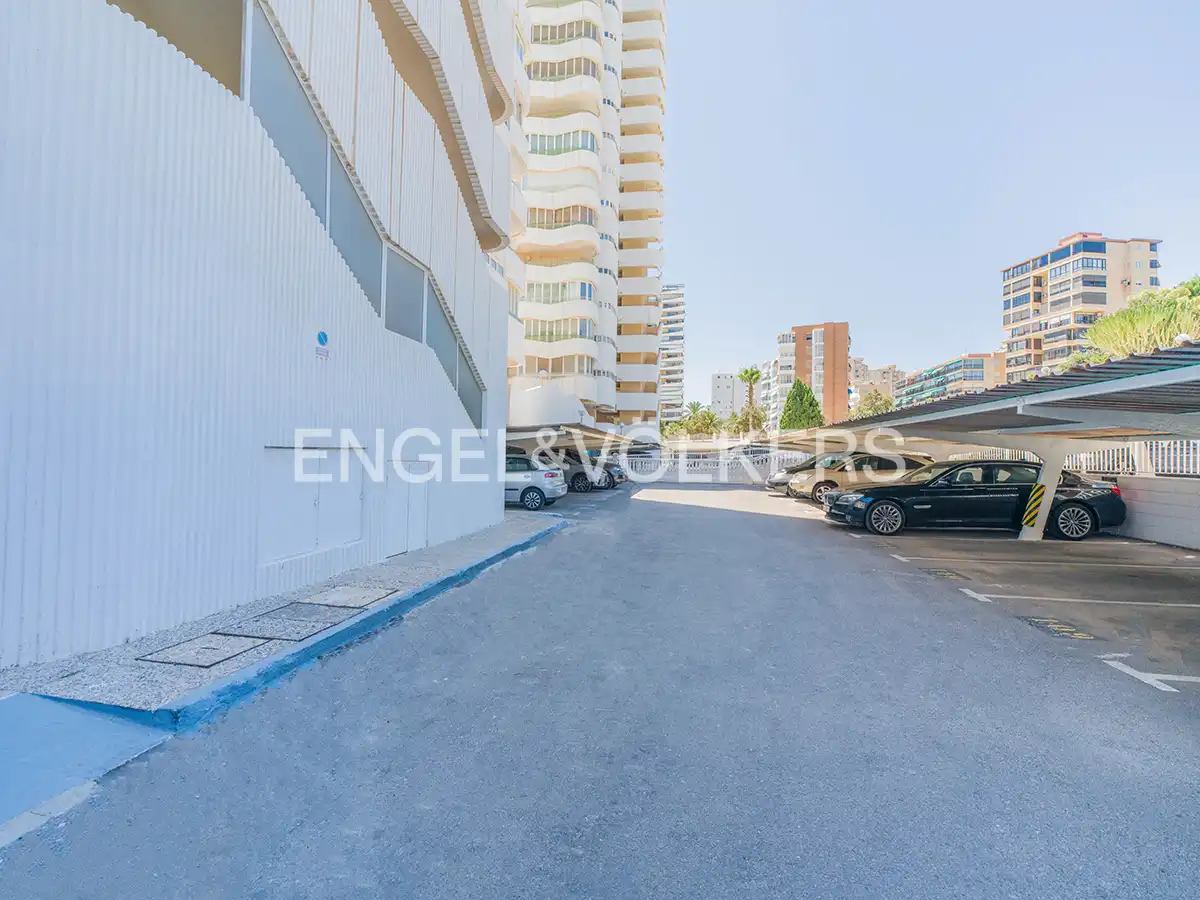 Exterior view of Flat for rent in Alicante / Alacant  with Heating, Terrace and Furnished