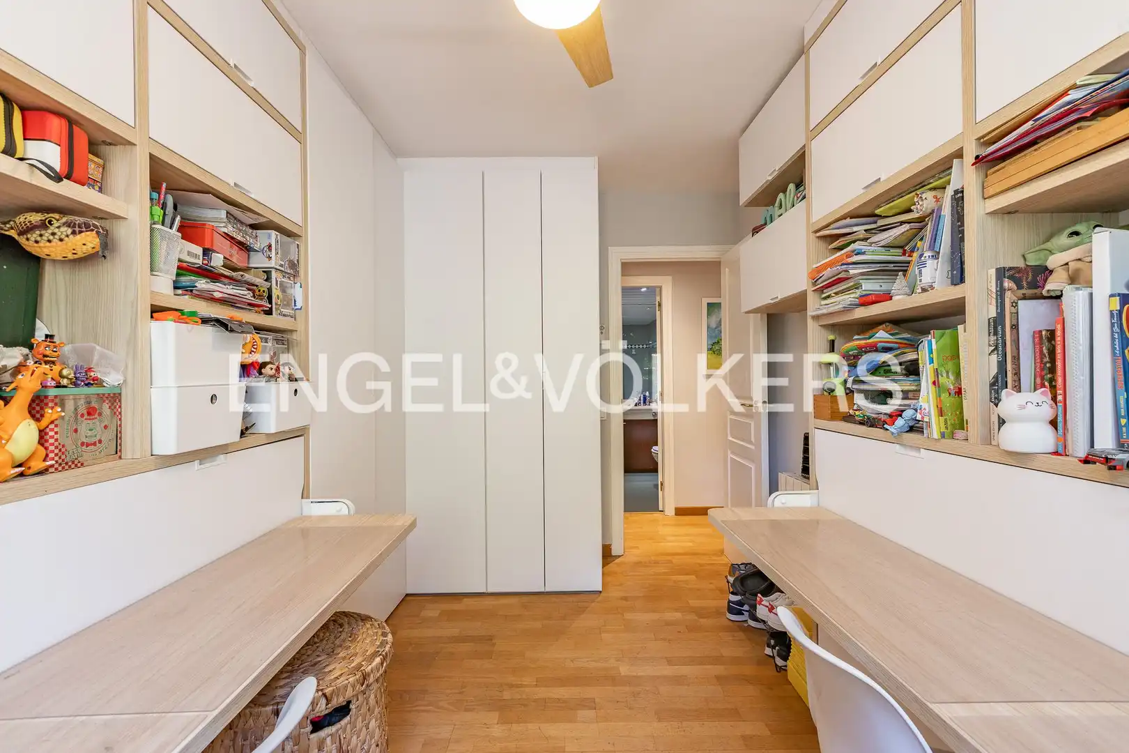 Flat for sale in Sant Cugat del Vallès  with Air Conditioner, Heating and Private garden
