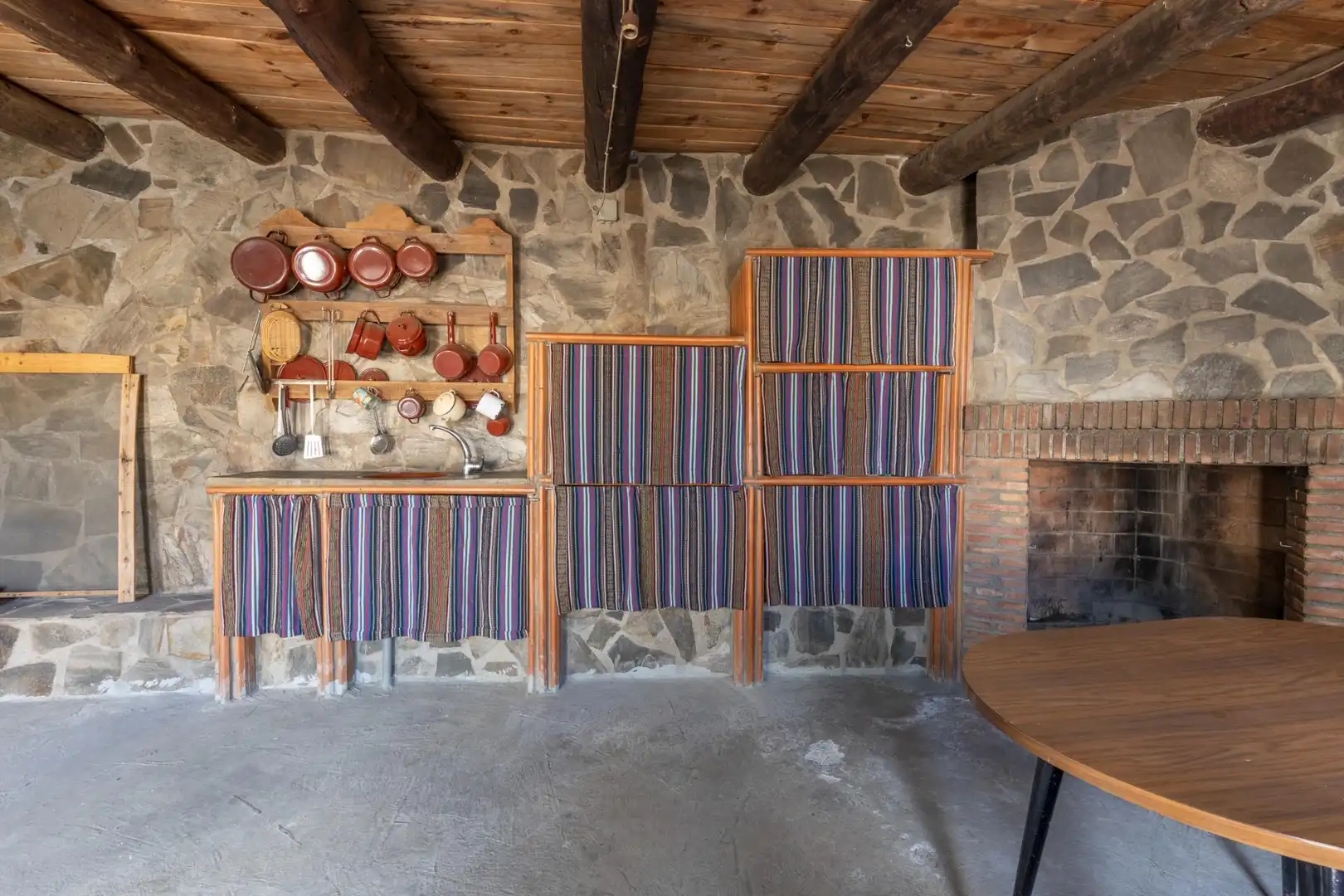 Country homes for sale in Polideportivo