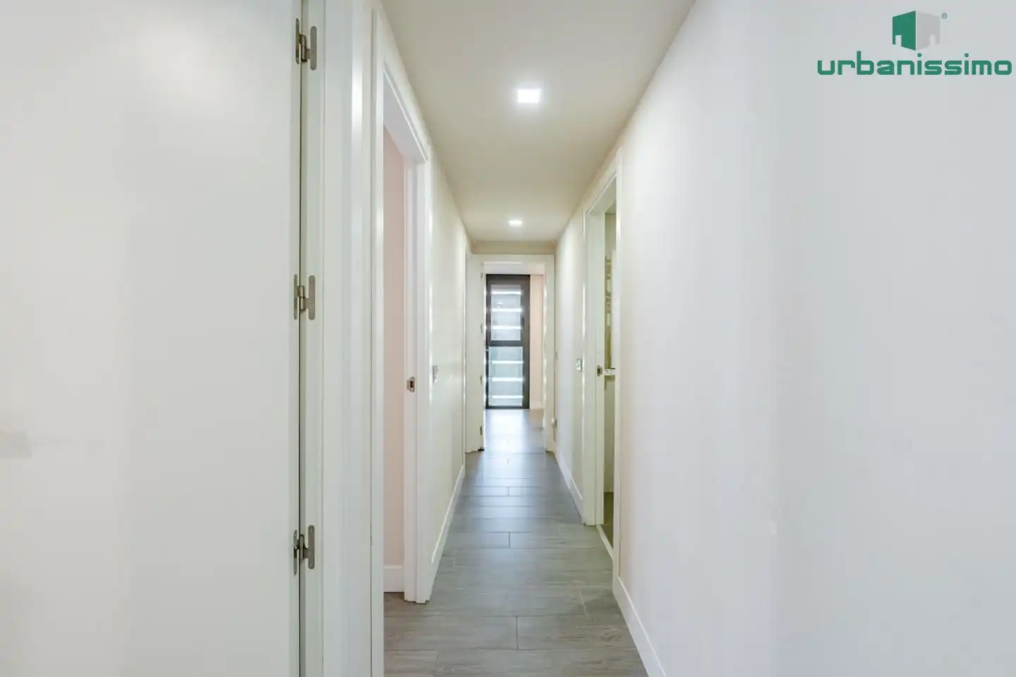 Flat for sale in Madrid  with Air Conditioner, Terrace and Storage room