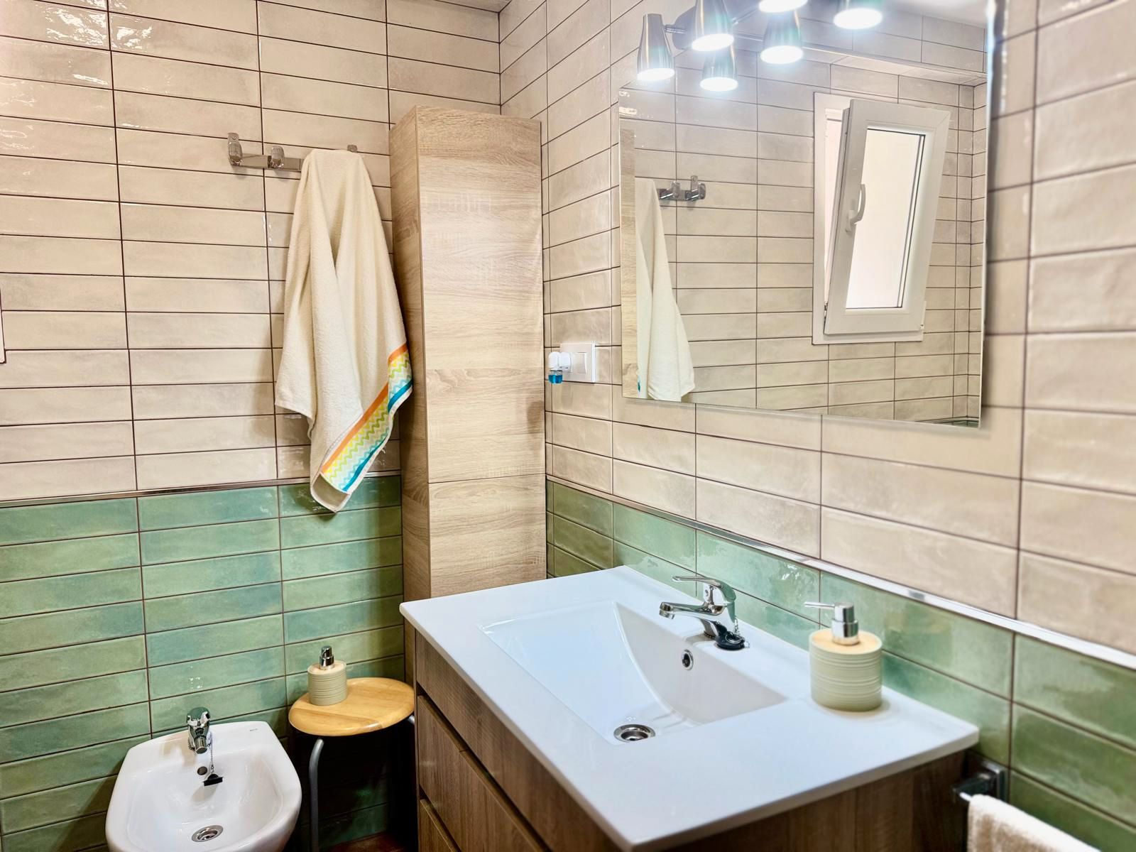 Bathroom of Flat for sale in Alicante / Alacant  with Air Conditioner, Terrace and Furnished