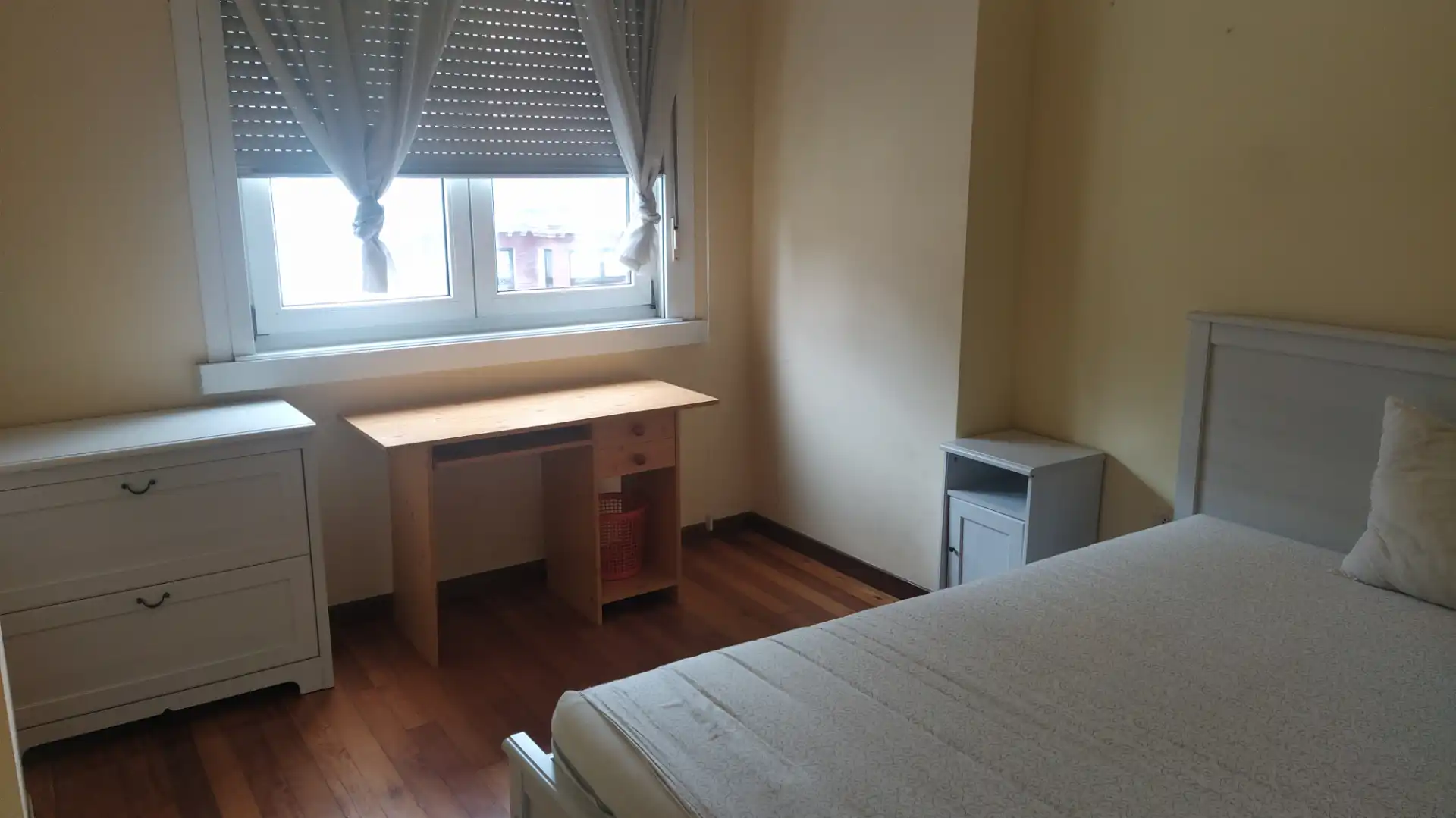 Bedroom of Flat for rent in A Coruña Capital   with Furnished, Oven and Washing machine