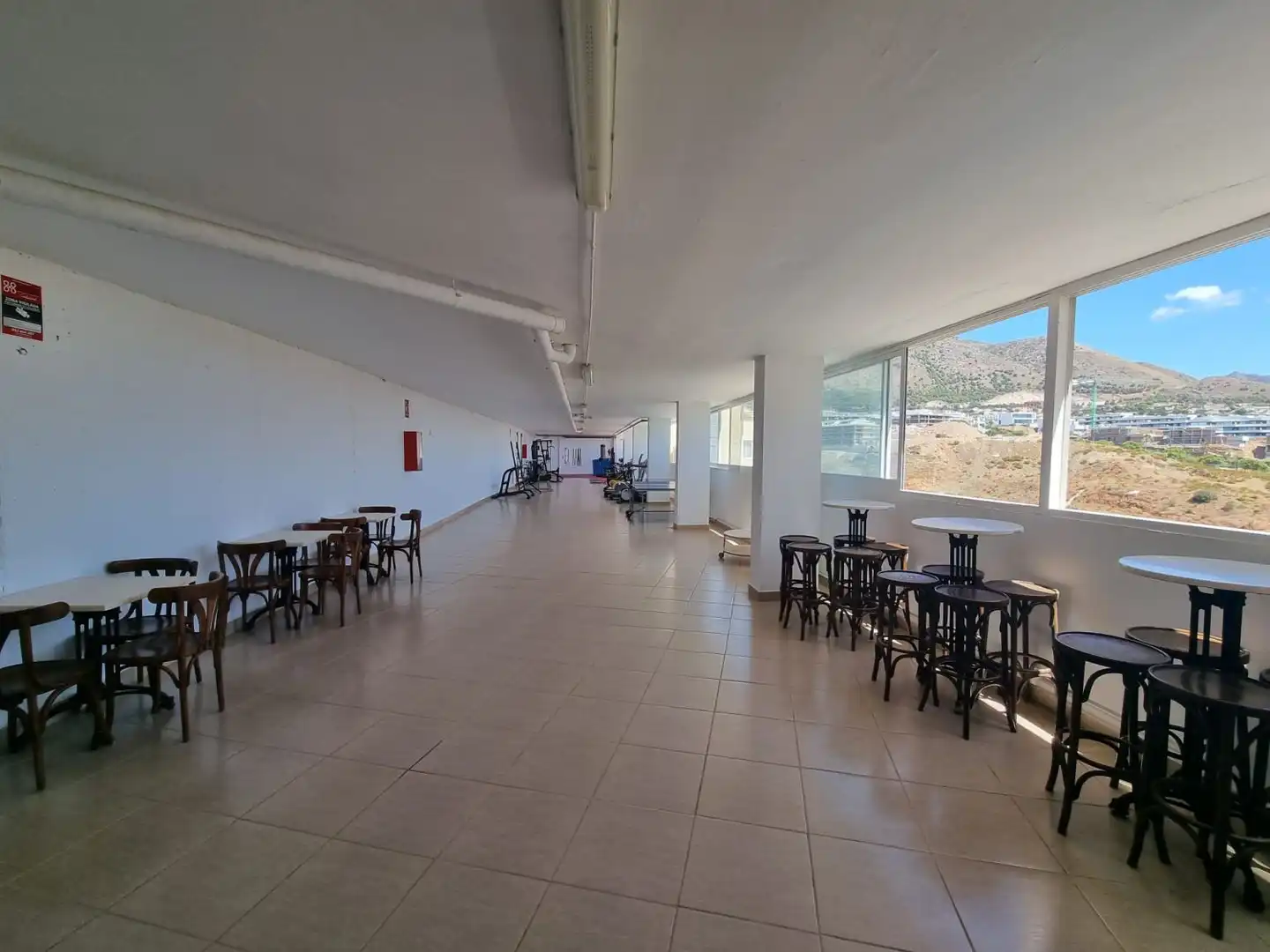 Piso en venta en Fuengirola con Terraza y Piscina comunitaria