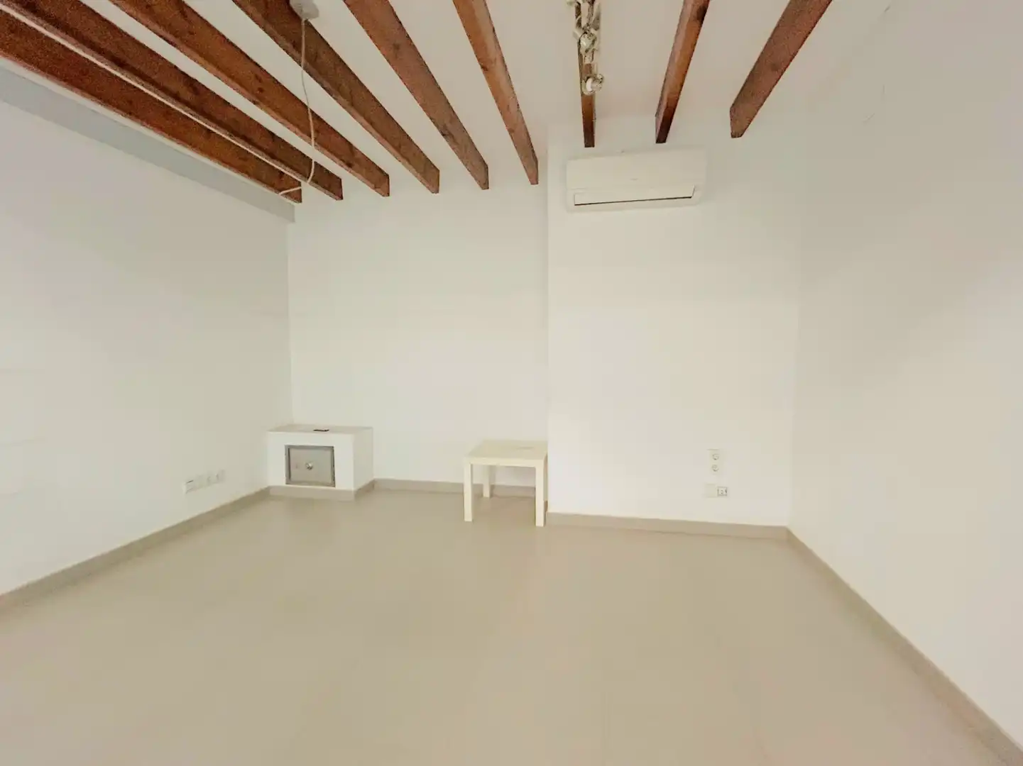 Commercial properties for rent in Jávea / Xàbia  with Air Conditioner