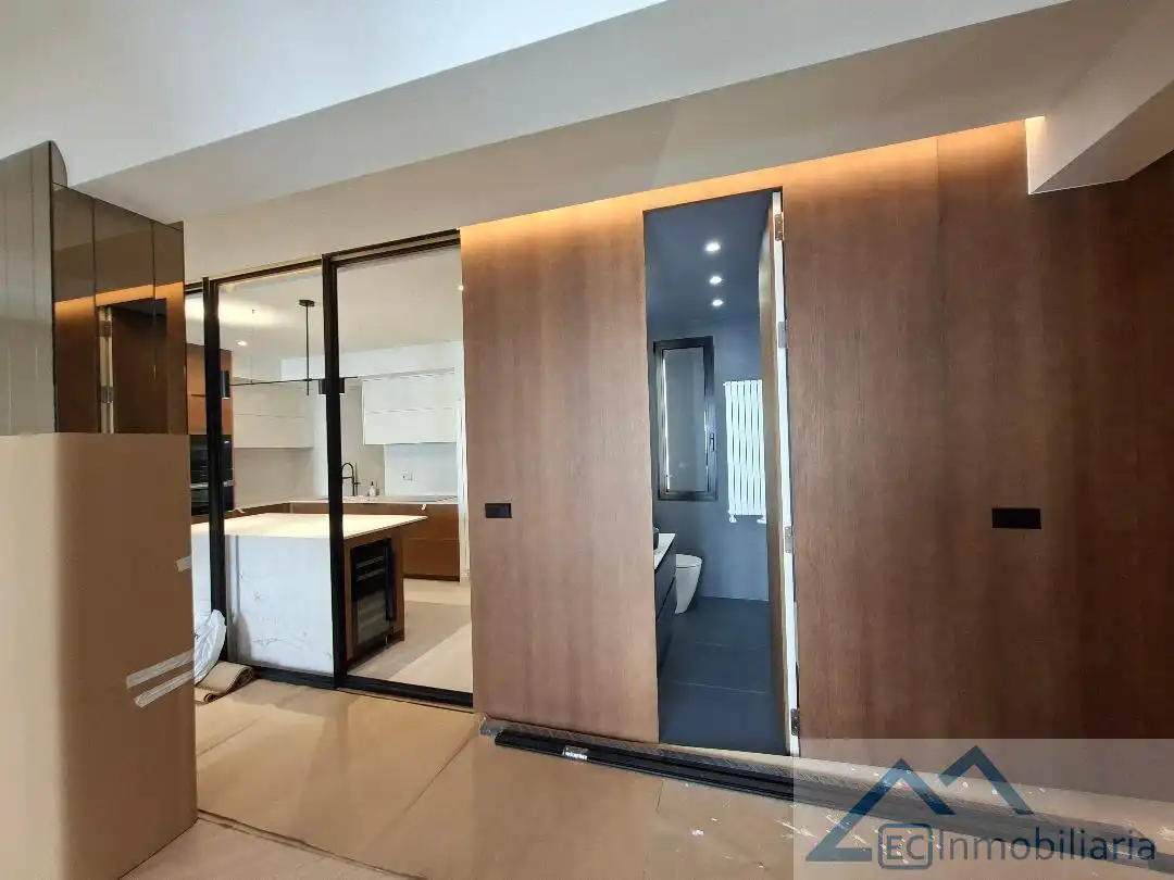 Piso en venta en Santander con Calefacción y Trastero