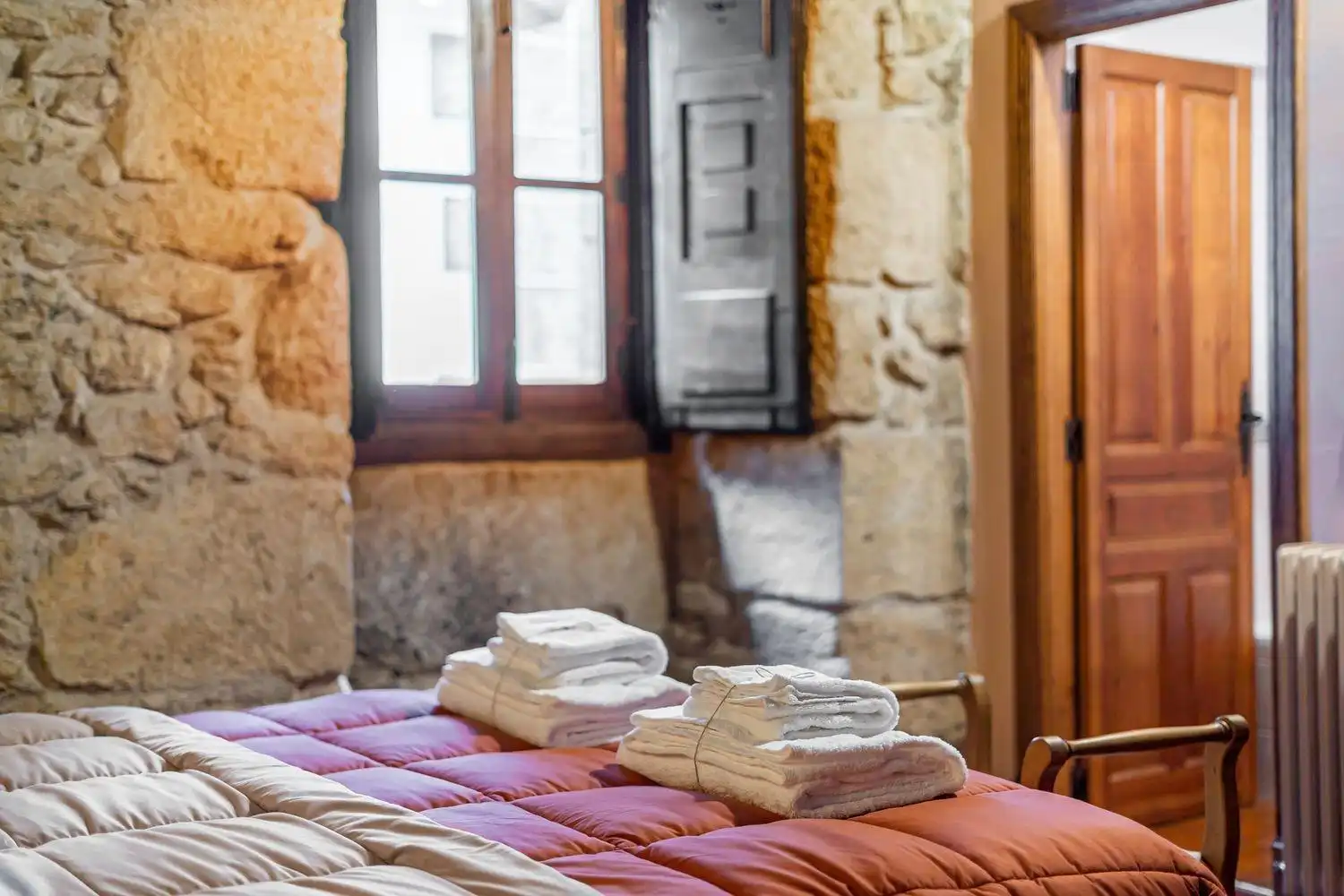 Dormitori de Finca rústica en venda en Candelario amb Calefacció, Jardí privat i Terrassa