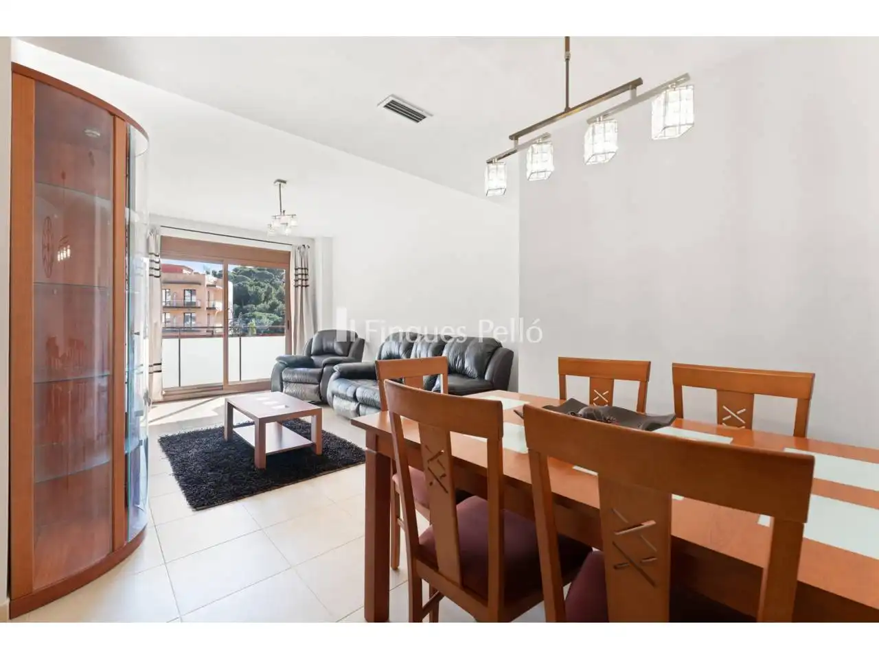 Wohnzimmer von Wohnung zum Verkauf in Lloret de Mar mit Klimaanlage, Abstellraum und Balkon