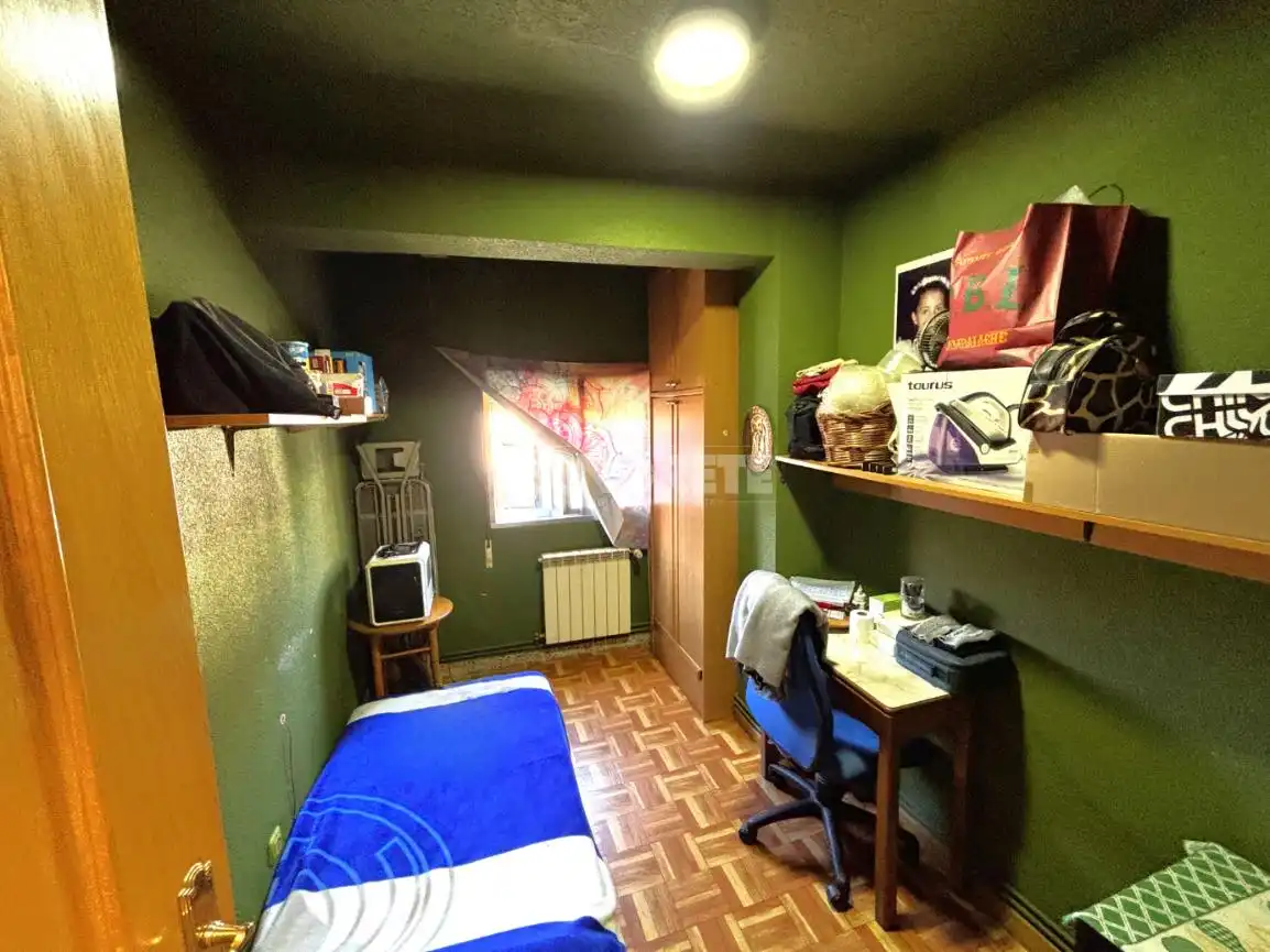 Habitación de Piso en venta en Móstoles con Calefacción, Terraza y Amueblado