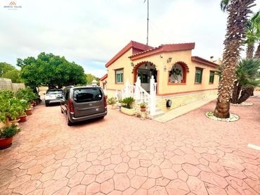 Villa con piscina in vendita a San Fulgencio