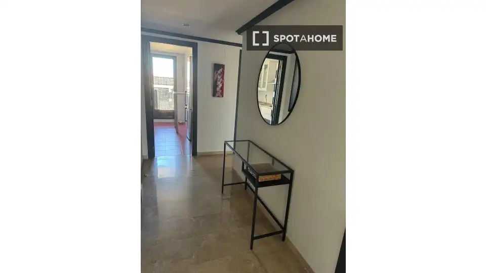 Exterior view of Flat for rent in Valencia  with Air Conditioner, Heating and Furnished