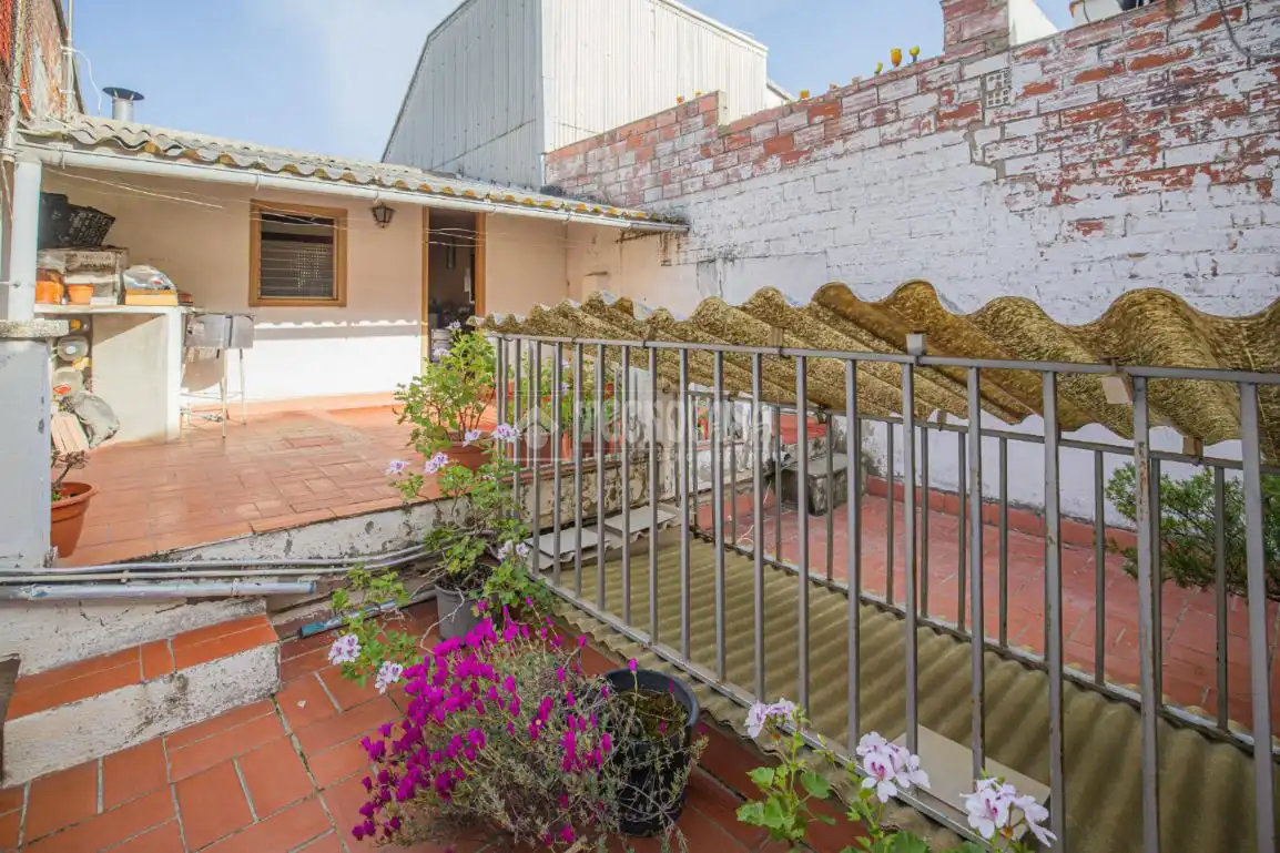 Terrassa de Pis en venda en Terrassa amb Terrassa i Balcó