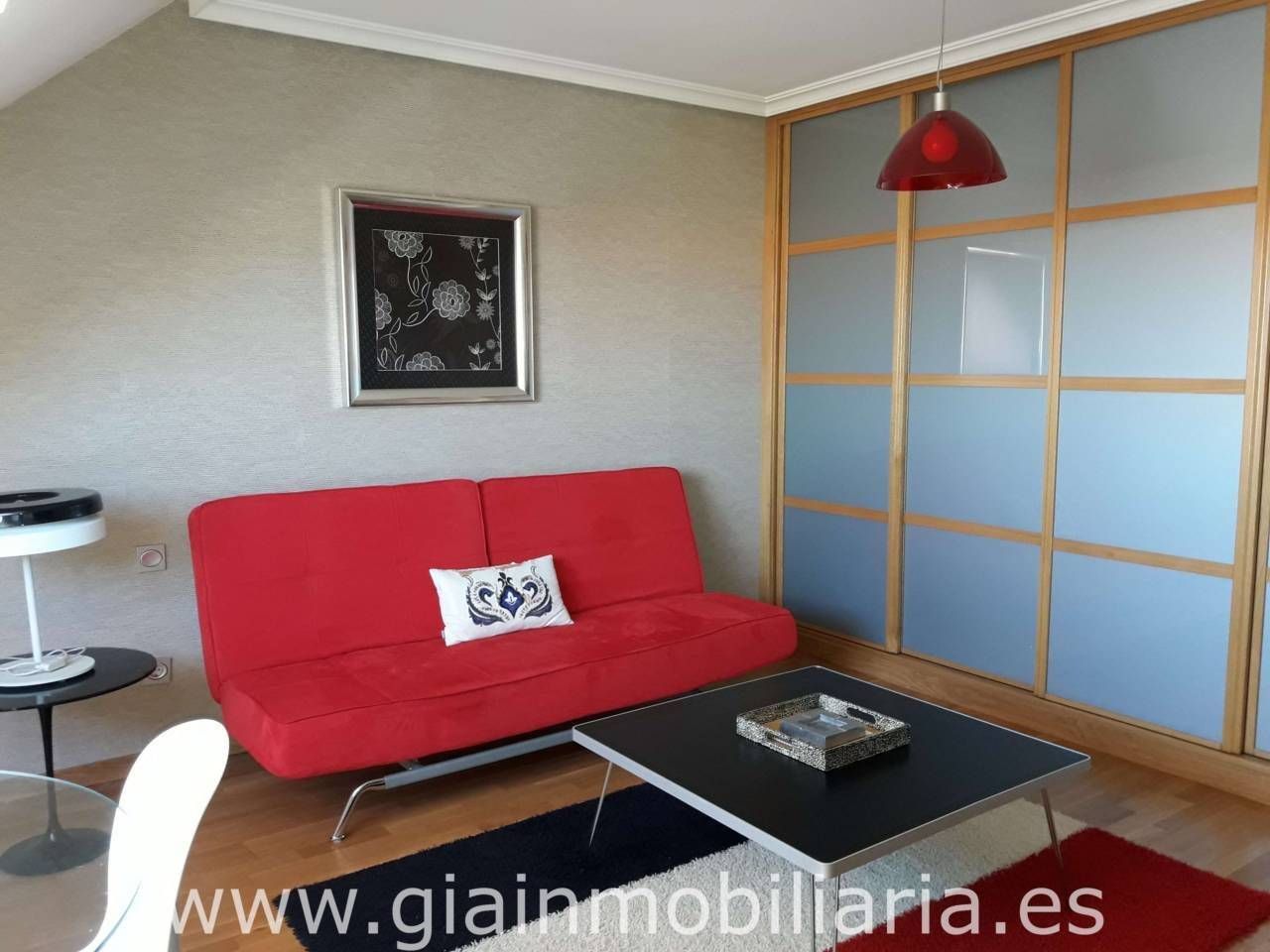 Sala d'estar de Àtic en venda en Baiona amb Calefacció, Traster i Moblat