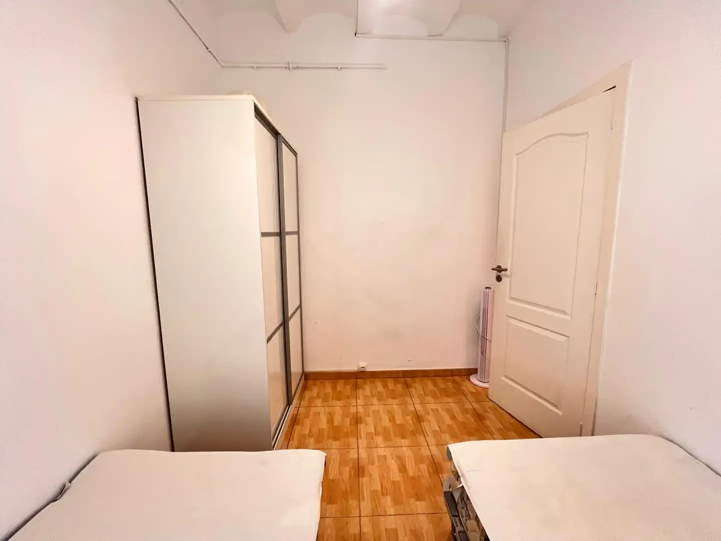 Flat with terrace for sale in Carrer d'Entença 154, imagen 4