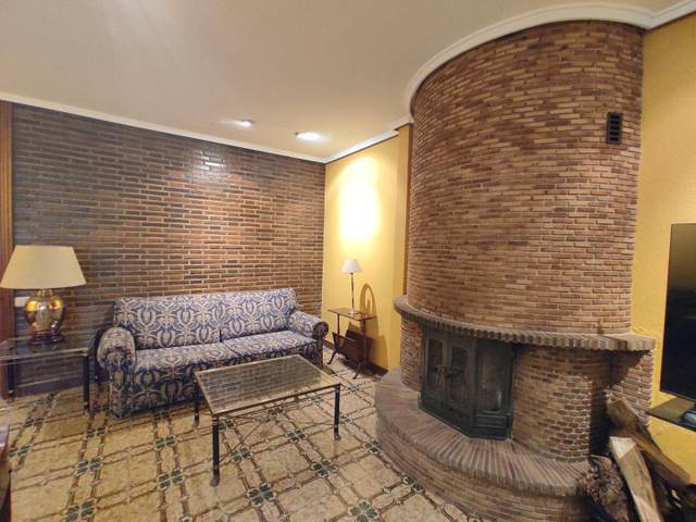 Casa adosada en Alquiler en Borbotó