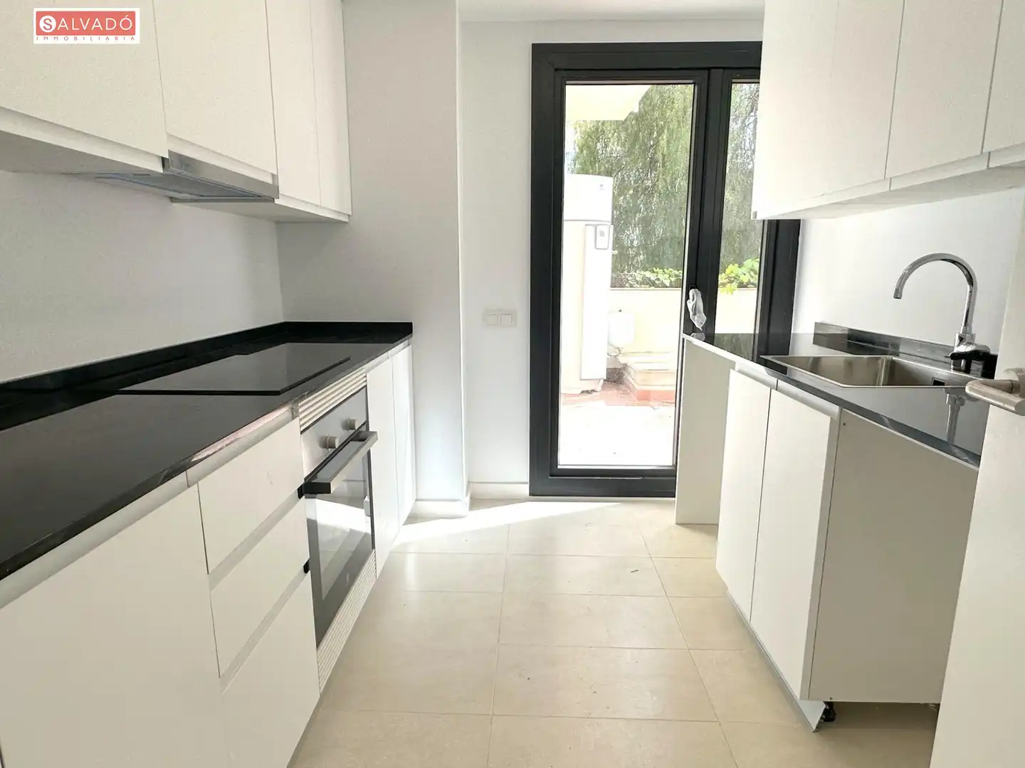 Cocina de Ático en venta en Sant Jaume dels Domenys con Aire acondicionado, Calefacción y Terraza