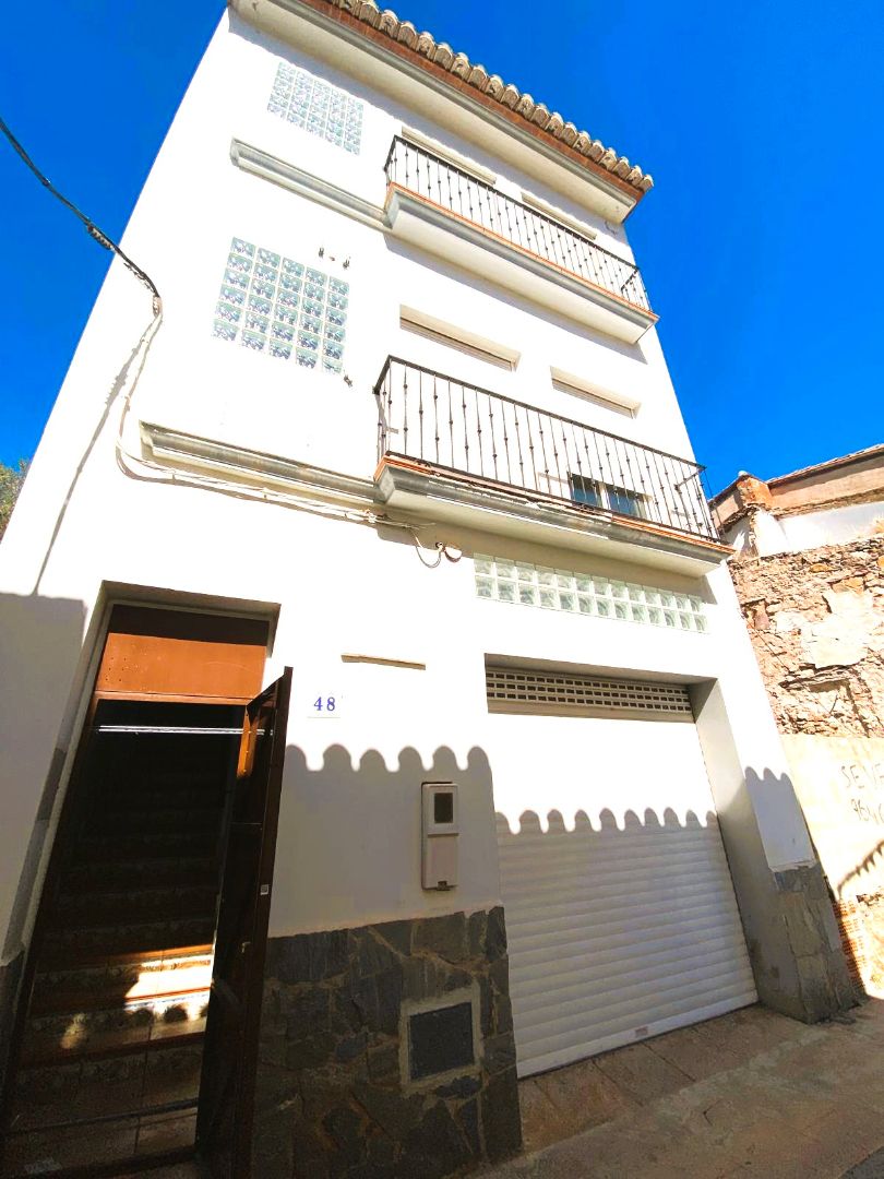 Exterior view of House or chalet for sale in Alfondeguilla  with Furnished and Balcony