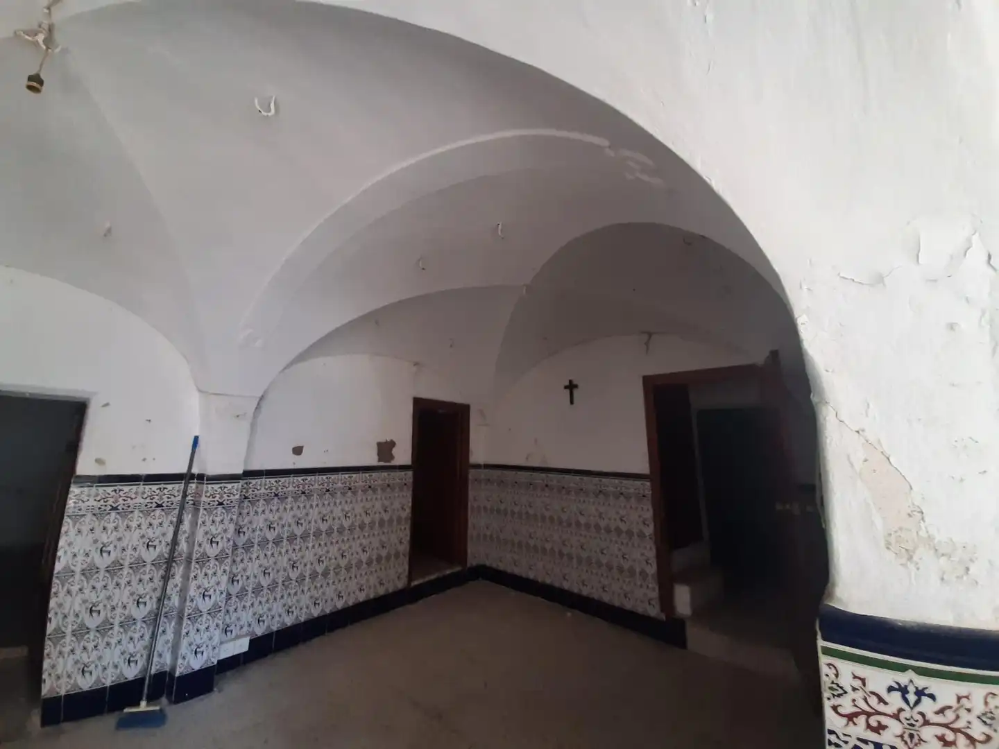 Houses for sale in Botija  with Private garden and Storage room