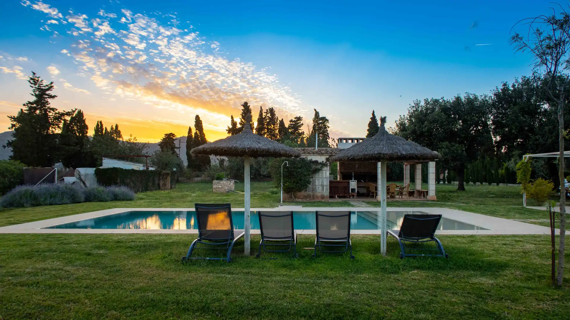 Country house zum Verkauf in Zona Periurbana