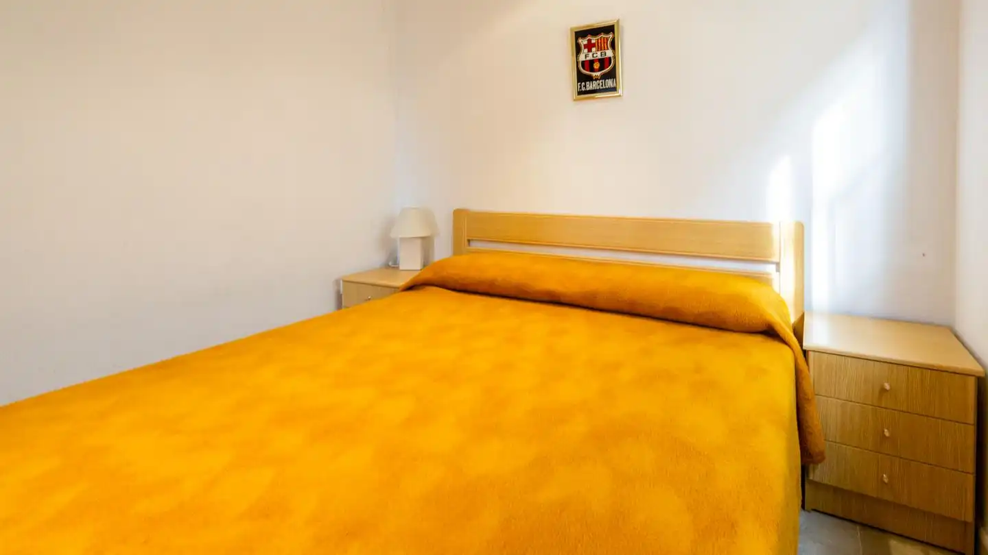 Schlafzimmer von Wohnung zum Verkauf in Santa Pola mit Klimaanlage, Terrasse und Schwimmbad